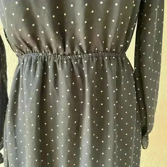 H&M  Polka Dotted Mini Dress - Picture 5 of 15